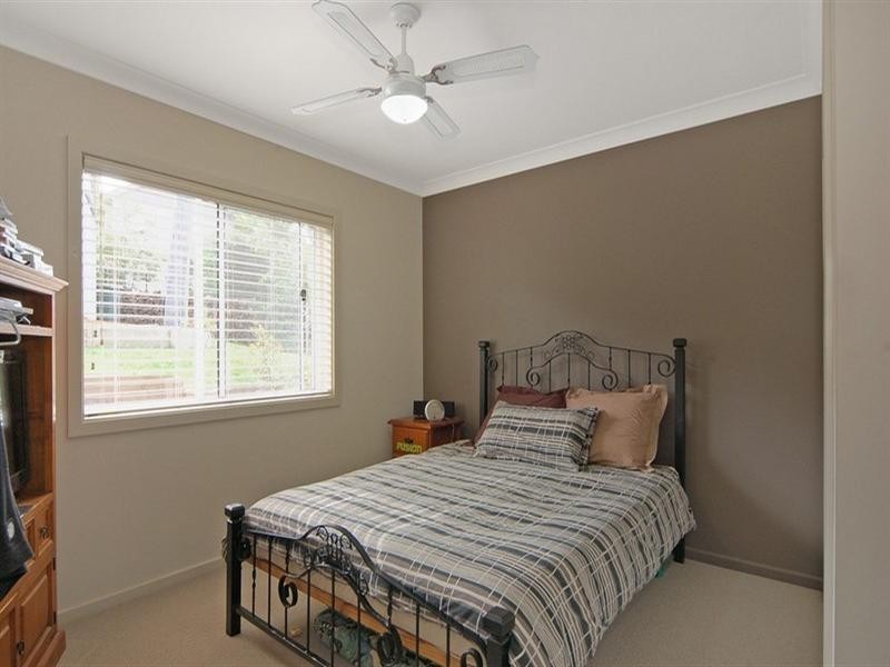 10 Oakwood Way, Catalina NSW 2536