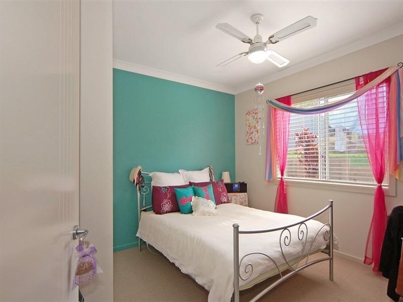 10 Oakwood Way, Catalina NSW 2536