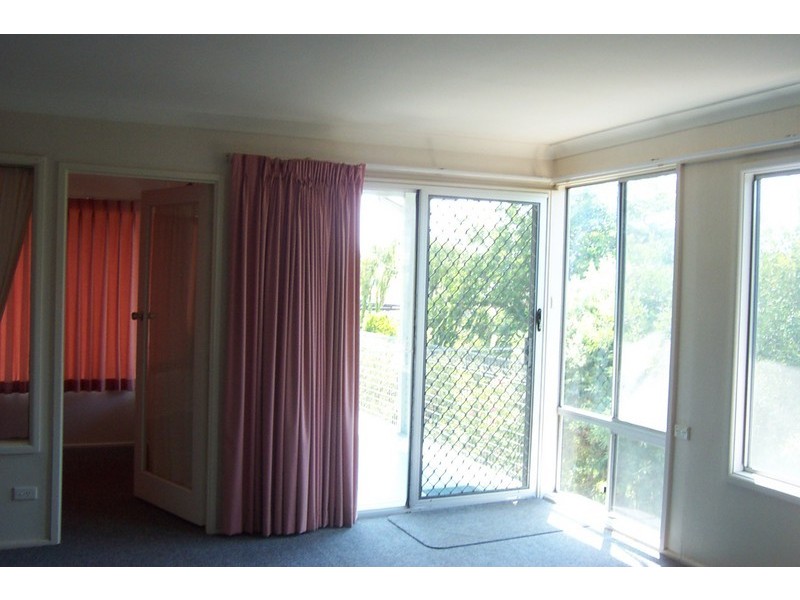 1 Peter Crescent, Batehaven NSW 2536