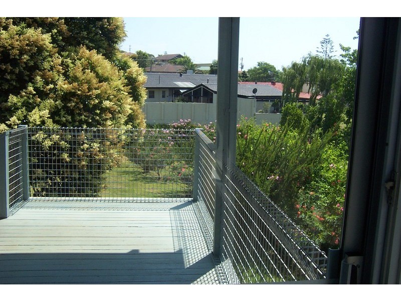 1 Peter Crescent, Batehaven NSW 2536