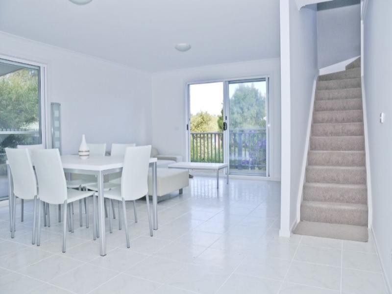 4/44 Parker Avenue, Surf Beach NSW 2536