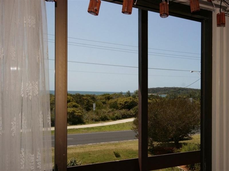 101 Coronation Drive, Broulee NSW 2537