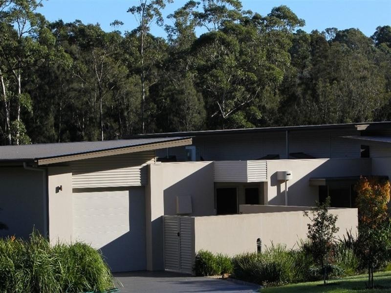 10 Brush Box Place, Batehaven NSW 2536