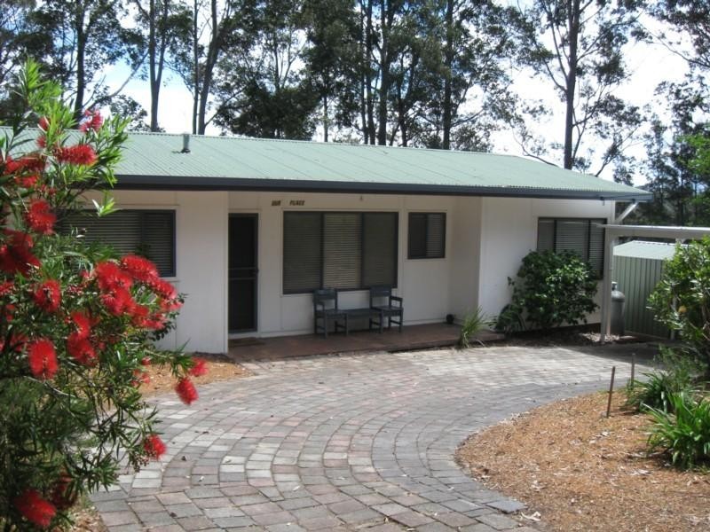 17 Annetts Parade, Mossy Point NSW 2537
