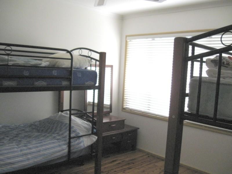 17 Annetts Parade, Mossy Point NSW 2537