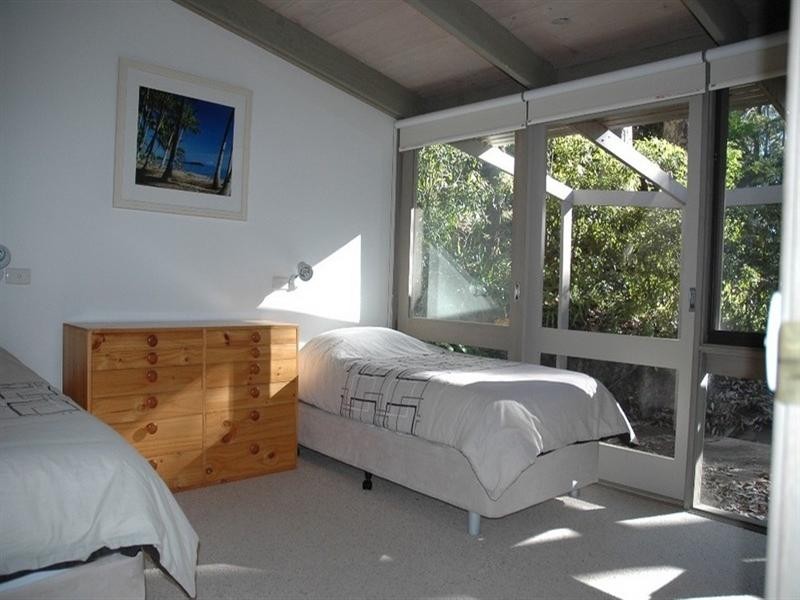 27 Denise Drive, Lilli Pilli NSW 2536