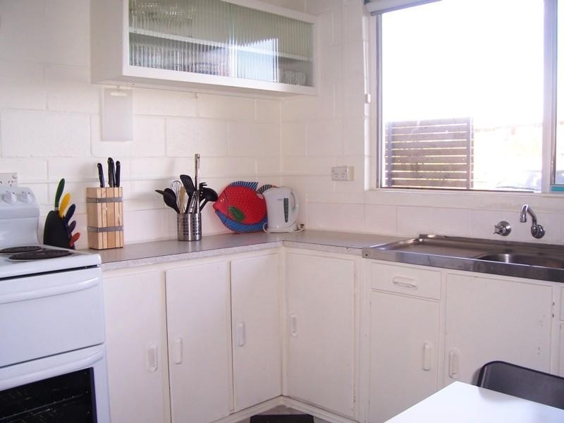 9b Coronation Drive, Broulee NSW 2537