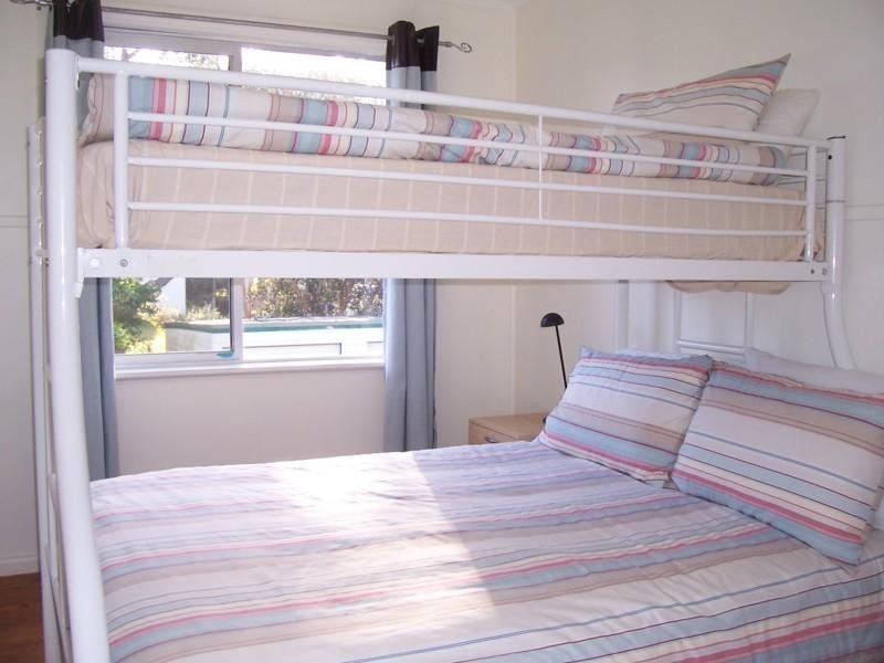 9b Coronation Drive, Broulee NSW 2537