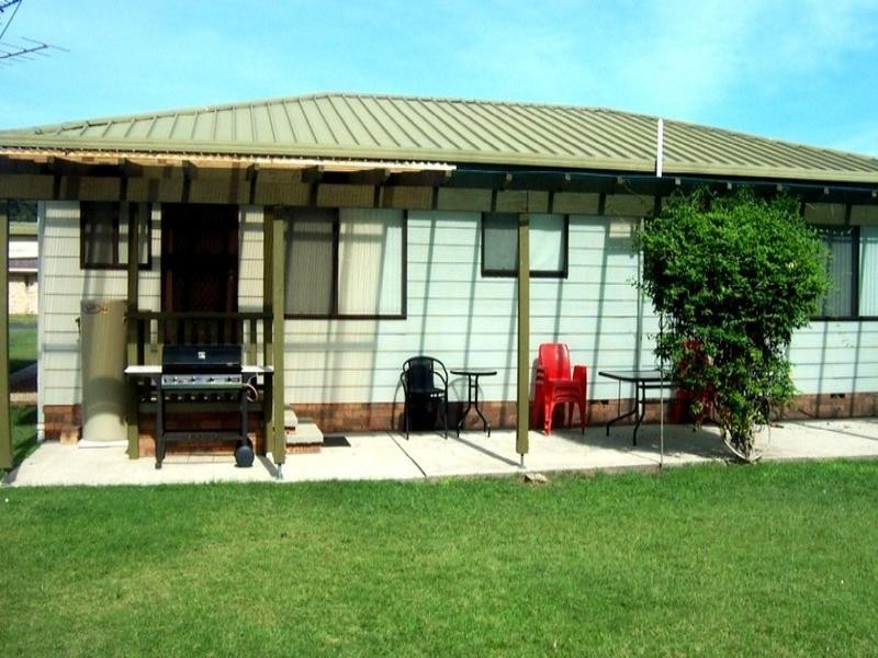 9 Tristania Parade, Maloneys Beach NSW 2536