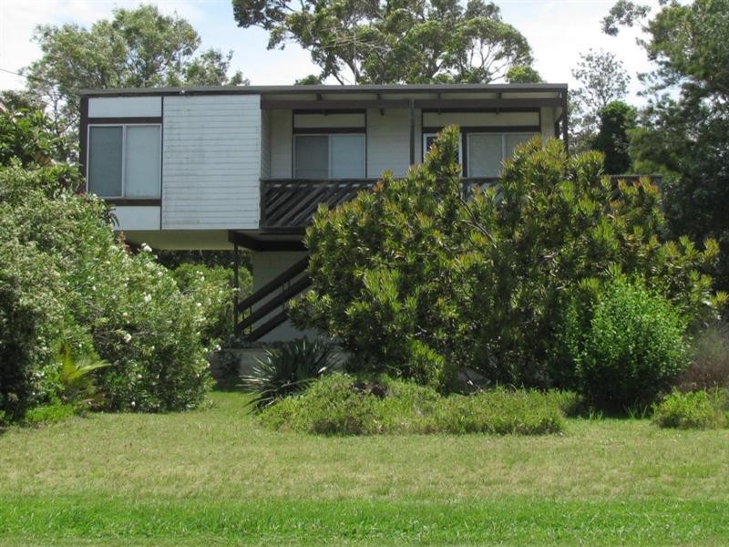 97 Coronation Drive, Broulee NSW 2537