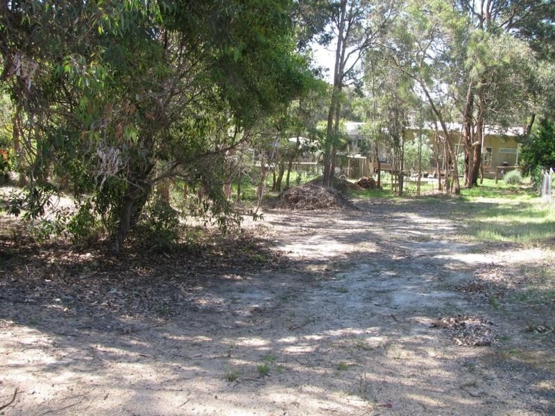 8 Point Parade, Congo NSW 2537