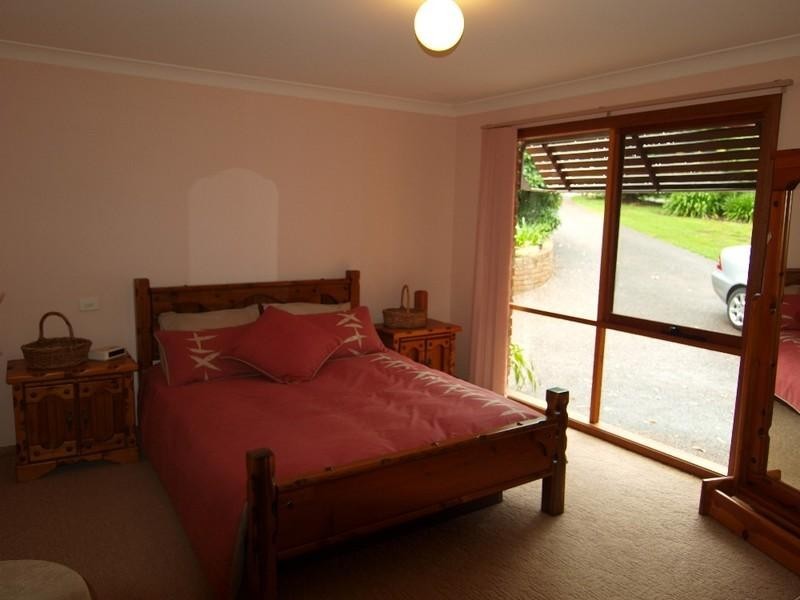 9 Towrang Avenue, Surf Beach NSW 2536