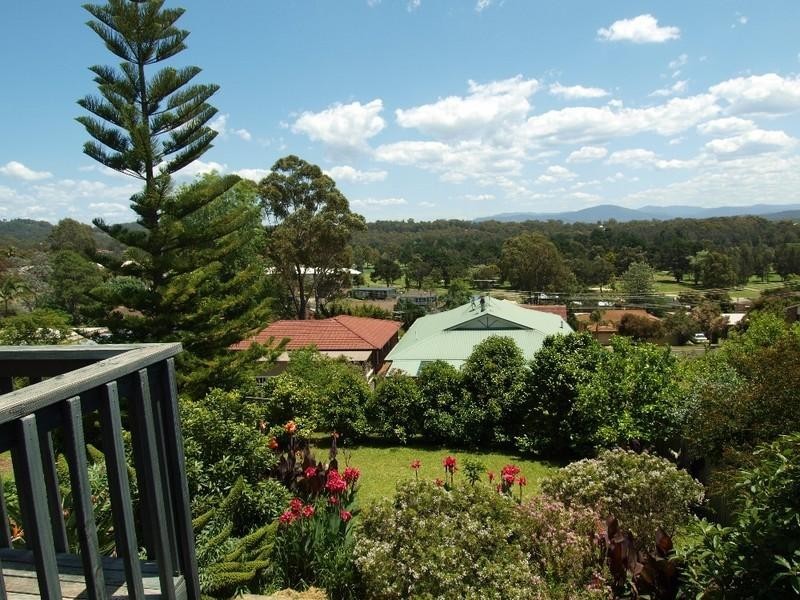 16 Riverview Crescent, Catalina NSW 2536