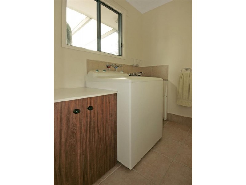 7 Barbara Crescent, Denhams Beach NSW 2536