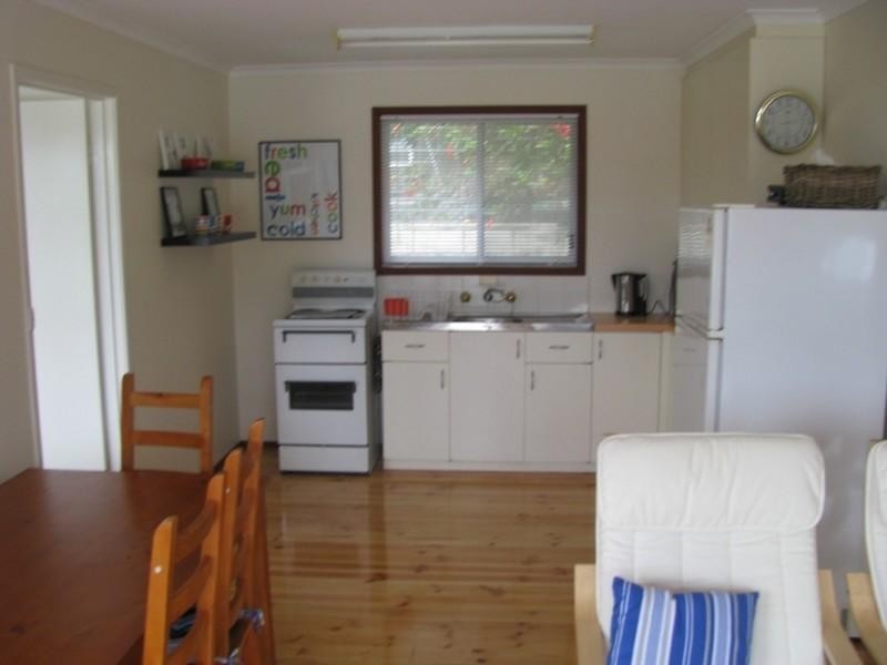 11 Yugura Street, Malua Bay NSW 2536