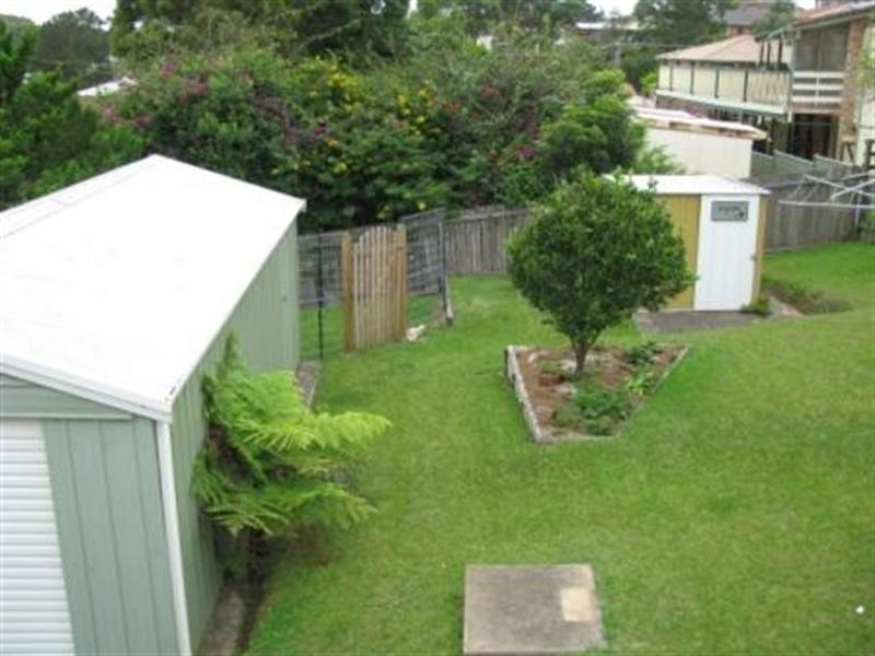 11 Yugura Street, Malua Bay NSW 2536