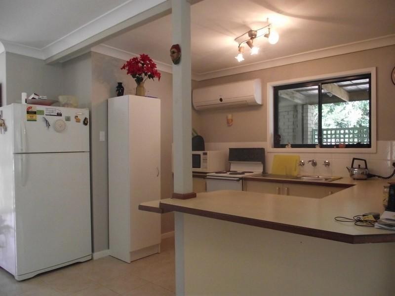 35 Surf Beach Avenue, Surf Beach NSW 2536