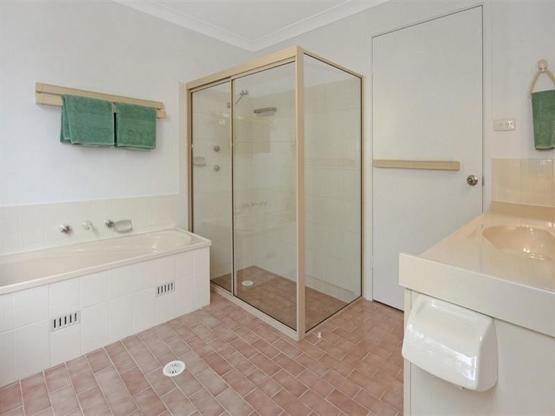 5 Myamba Parade, Surfside NSW 2536