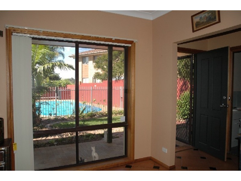18 Peninsula Drive, Batemans Bay NSW 2536