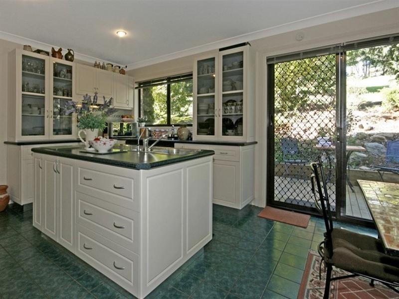 12 Towrang Avenue, Surf Beach NSW 2536