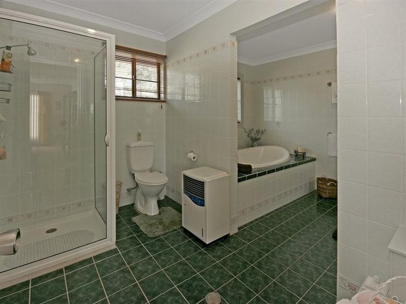 12 Towrang Avenue, Surf Beach NSW 2536