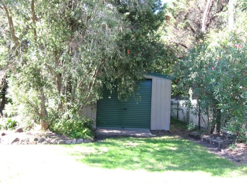 10 Surfside Avenue, Mossy Point NSW 2537