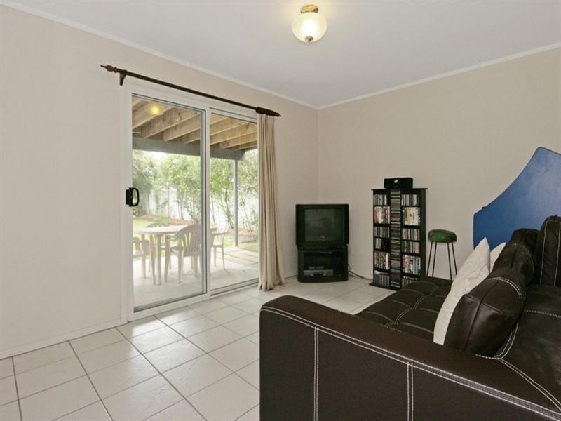 14 Flinders Way, Surf Beach NSW 2536