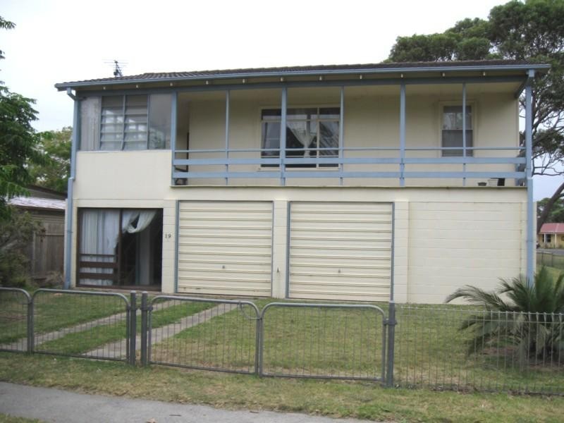 19 Grant Street, Broulee NSW 2537