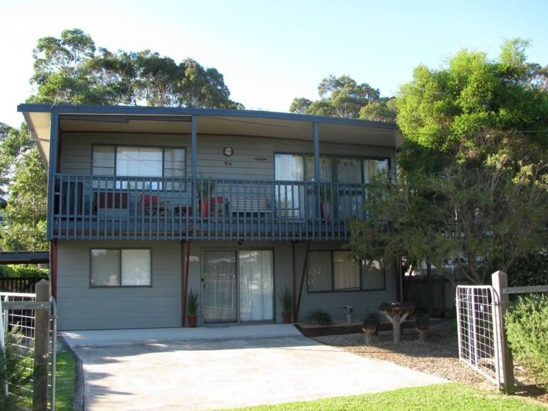 24A Yarralumla Crescent, Tomakin NSW 2537