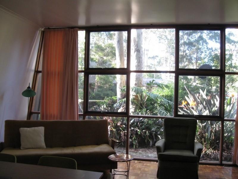 1 Pacific Street, Mossy Point NSW 2537