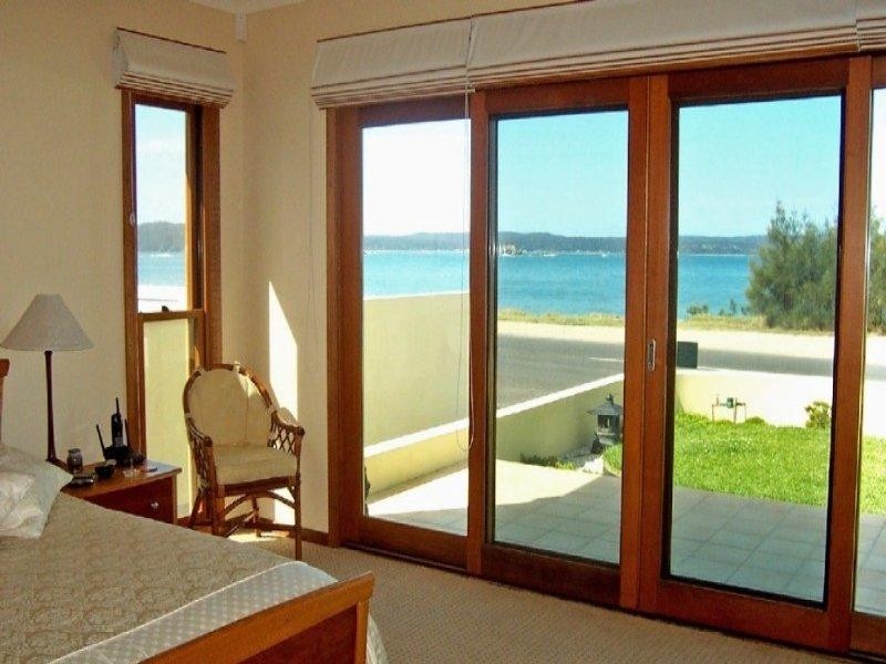 398 Beach Road, Batehaven NSW 2536