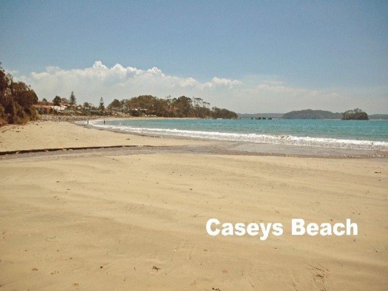 398 Beach Road, Batehaven NSW 2536