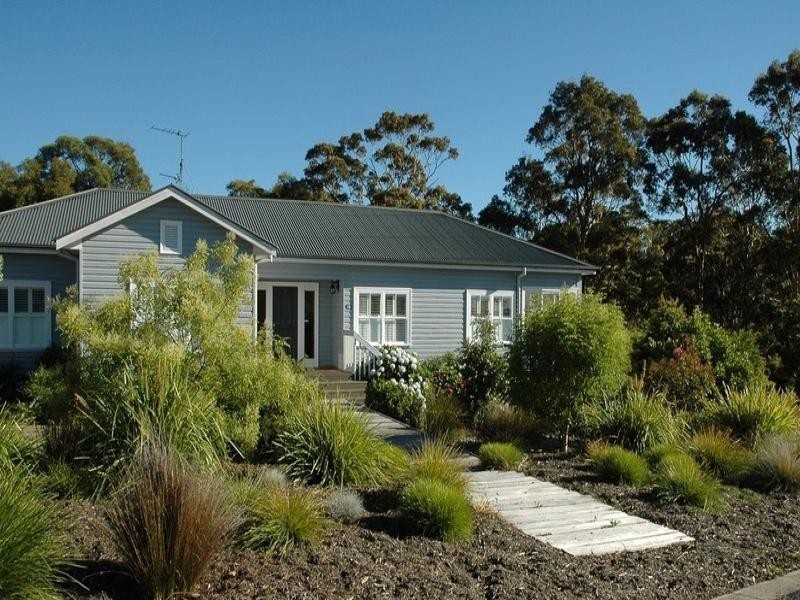 110 Vista Avenue, Batemans Bay NSW 2536