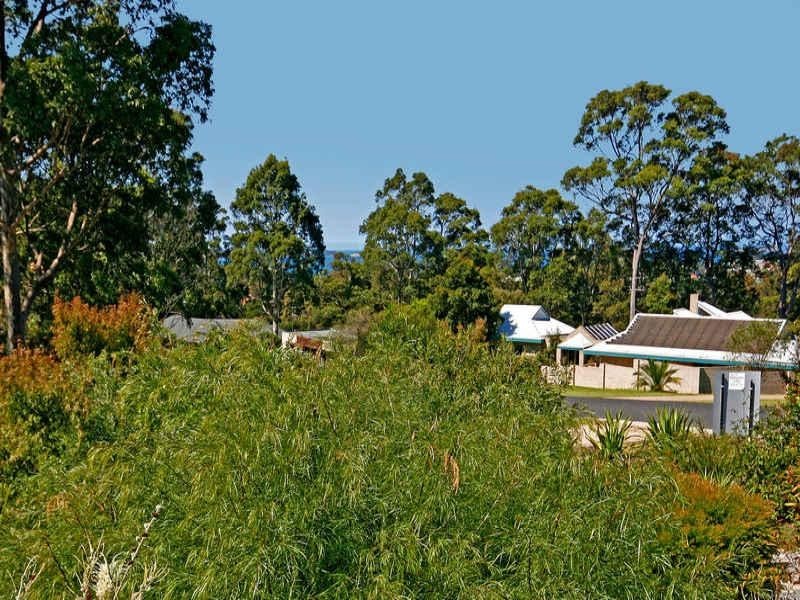 110 Vista Avenue, Batemans Bay NSW 2536