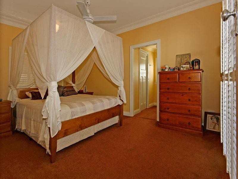 110 Vista Avenue, Batemans Bay NSW 2536