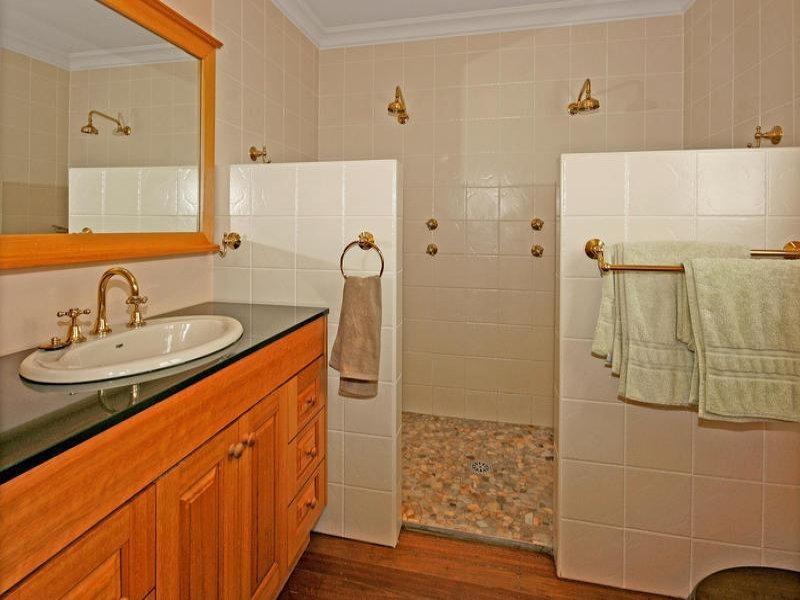 110 Vista Avenue, Batemans Bay NSW 2536