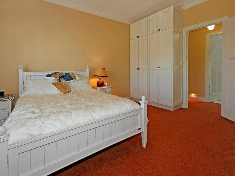 110 Vista Avenue, Batemans Bay NSW 2536