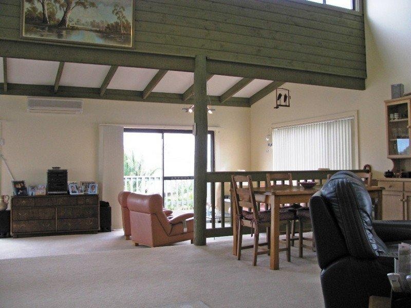 121 Ainslie Parade, Tomakin NSW 2537