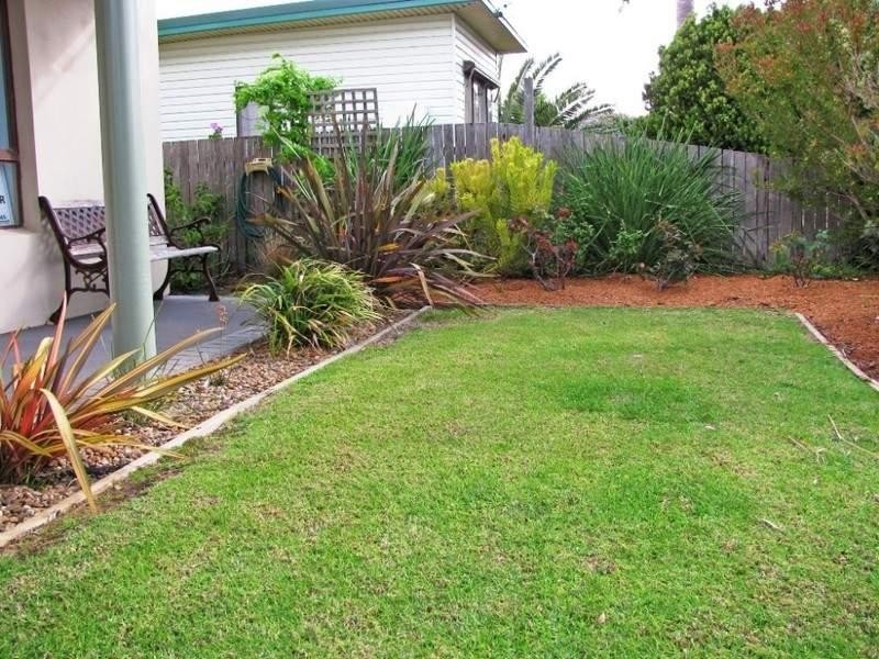 121 Ainslie Parade, Tomakin NSW 2537