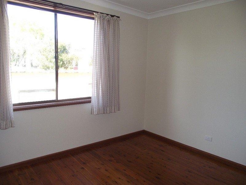 24 Euroka Avenue, Malua Bay NSW 2536