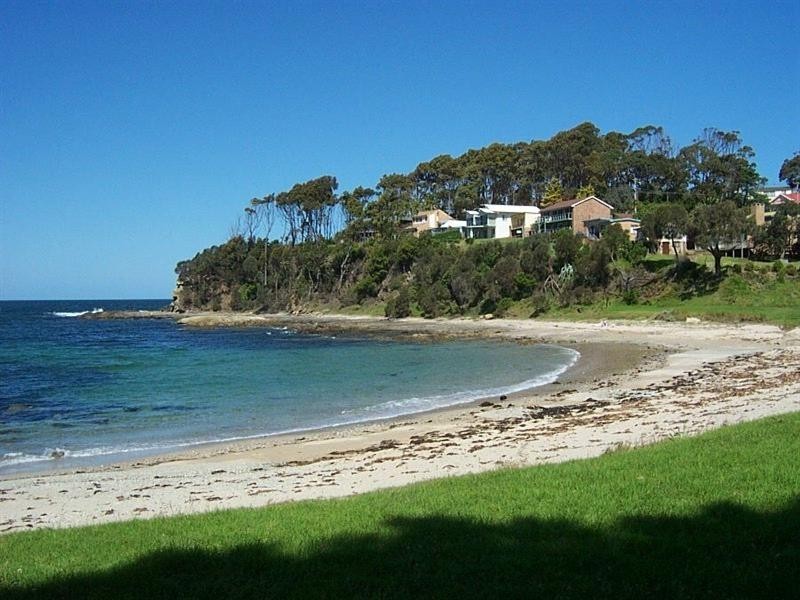 24 Euroka Avenue, Malua Bay NSW 2536