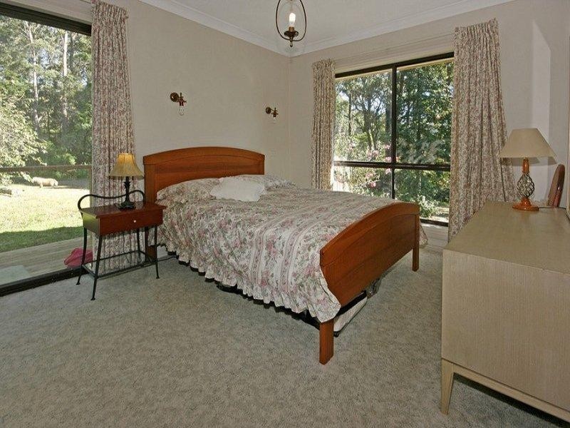 12 Towrang Avenue, Surf Beach NSW 2536