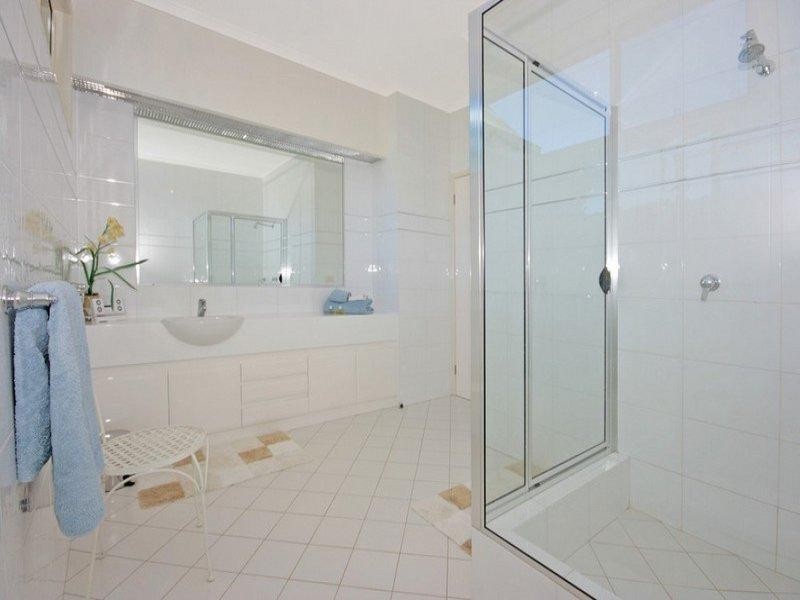 9A Bronte Crescent, Batemans Bay NSW 2536