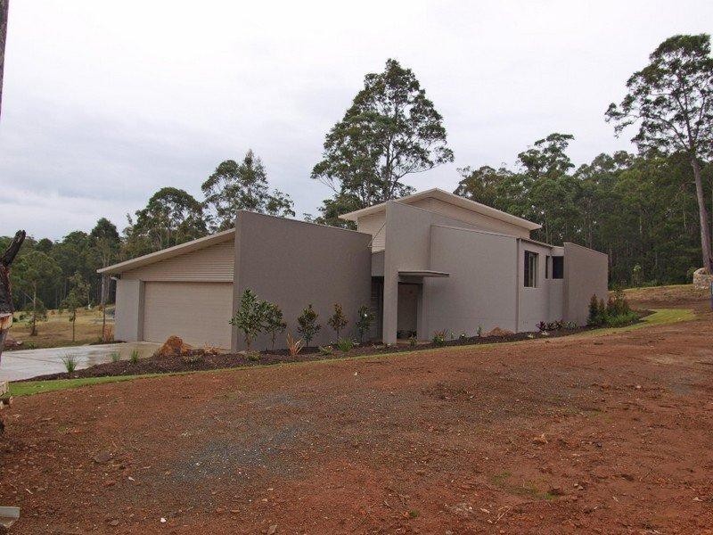 2 Brush Box Place, Batehaven NSW 2536