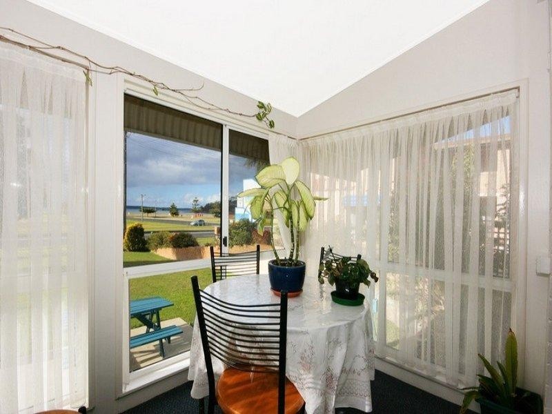 220 Beach Road, Batemans Bay NSW 2536