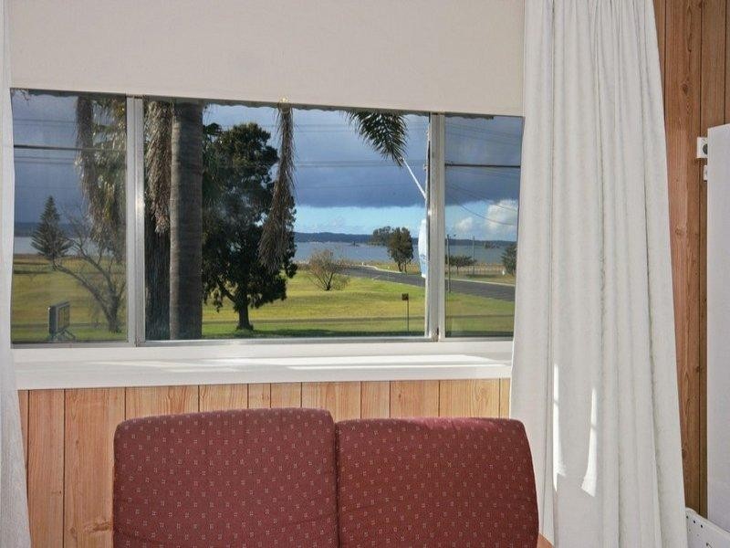 220 Beach Road, Batemans Bay NSW 2536