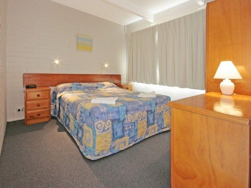 220 Beach Road, Batemans Bay NSW 2536