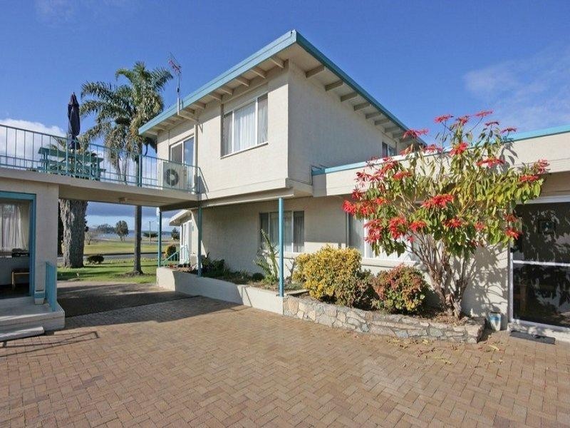 220 Beach Road, Batemans Bay NSW 2536