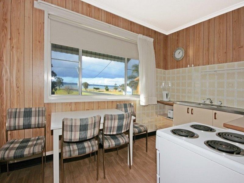 220 Beach Road, Batemans Bay NSW 2536