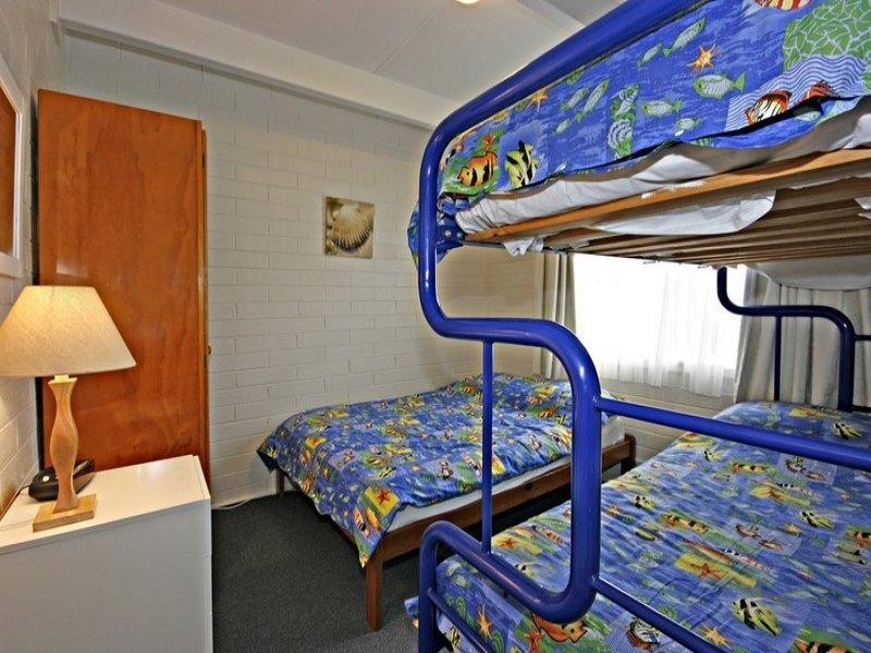 220 Beach Road, Batemans Bay NSW 2536